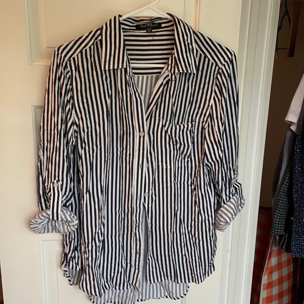 Women’s Striped Button-down Shirt